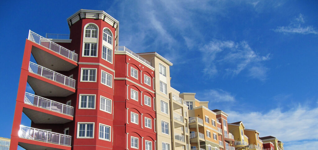 Exterior shot of an low-rise apartment building in Oliver.