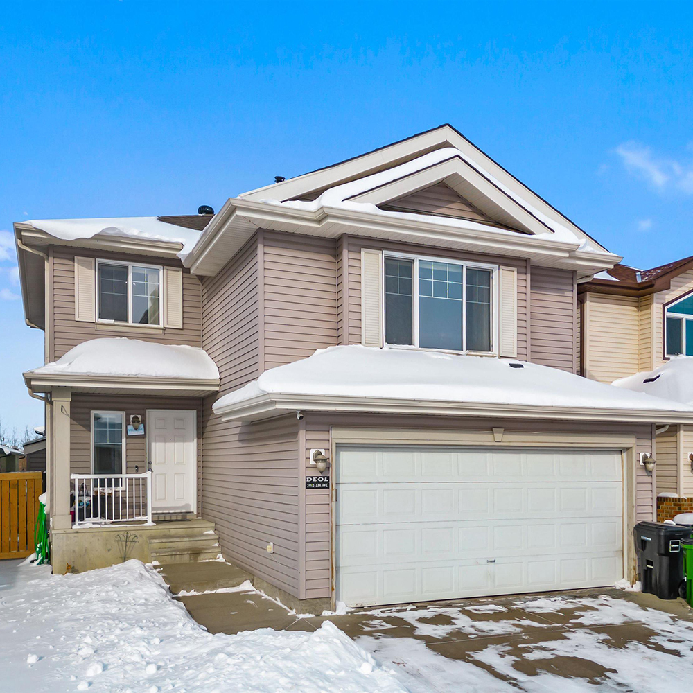 Exterior shot of a single family home for sale in Silver Berry.