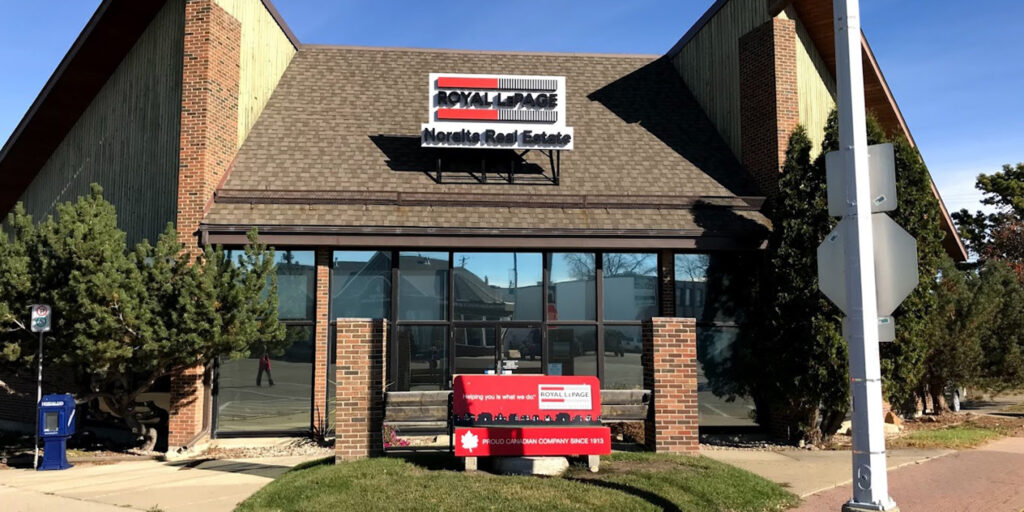 Exterior of our Sherwood Park office from the front of the building.